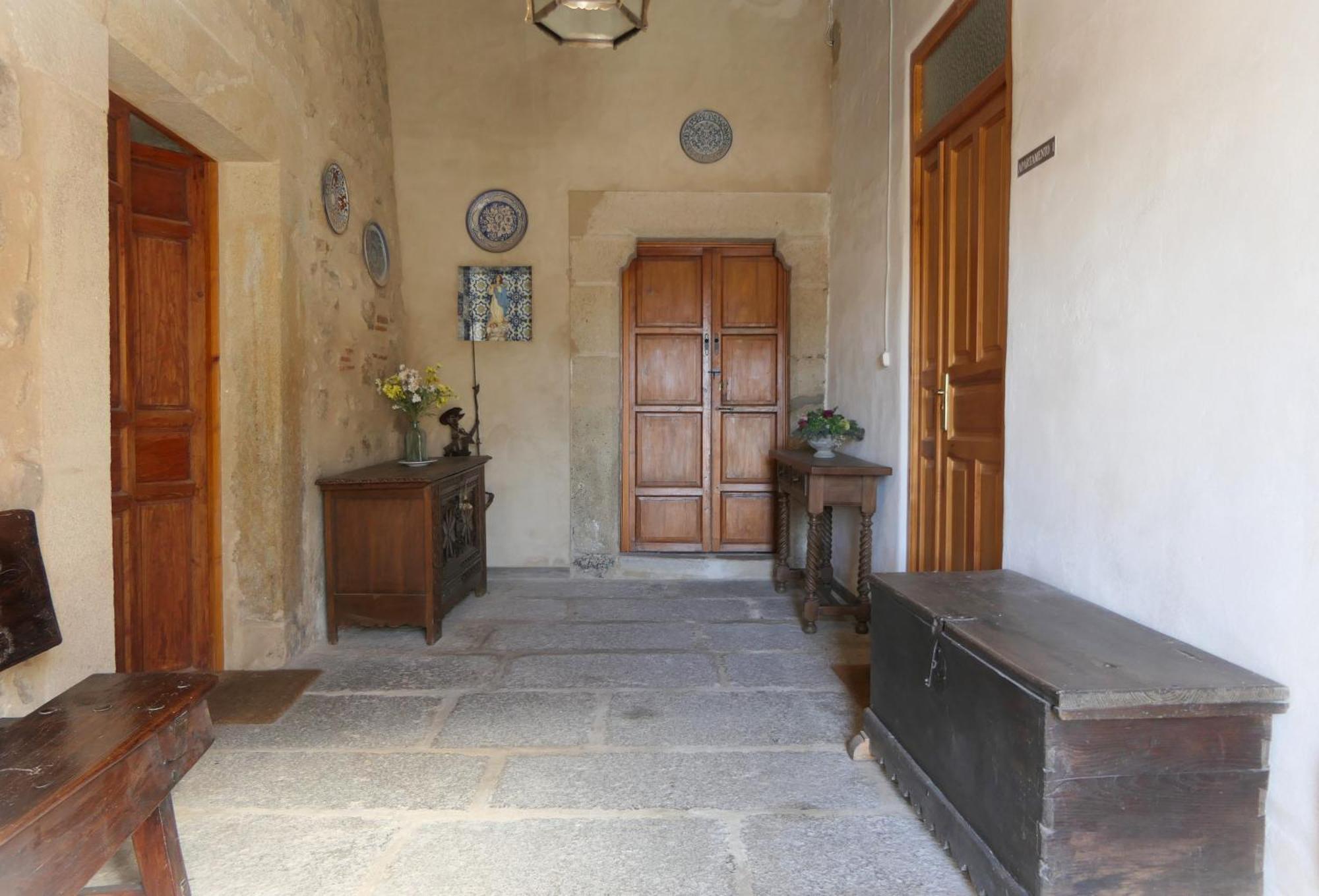 Apartamentos Altozano Трухильо Экстерьер фото